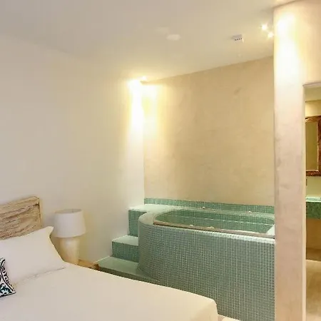 Lägenhetshotell Allure 4*