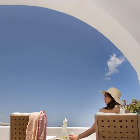 Allure Fira (Santorini)