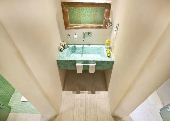 Aparthotel Allure 4*