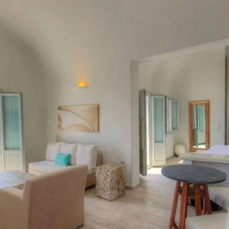 Allure Aparthotel
